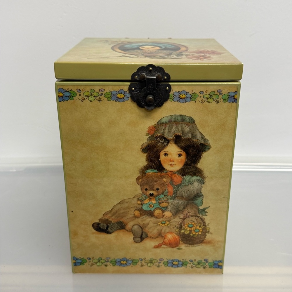 Childhood Fantasies by Enesco Dolly Vintage Music Box Pop Up Doll 1985